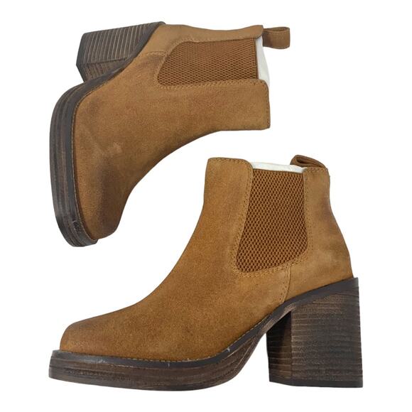 Diba Sereta Suede Bootie Cognac Size 6 NWT $159 MSRP - Picture 1 of 6